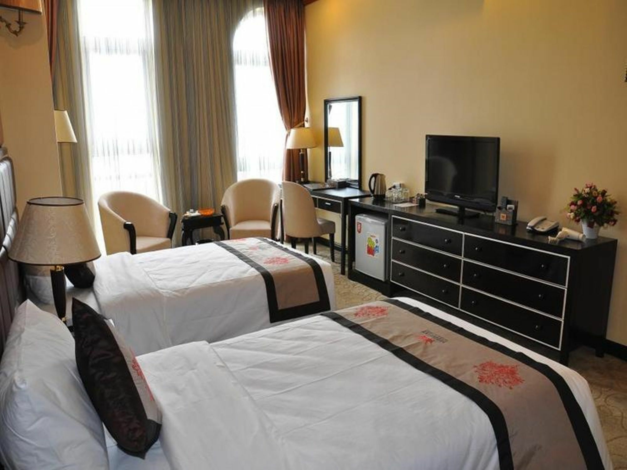 Phuong Anh Hotel 1 Hai Duong Екстериор снимка