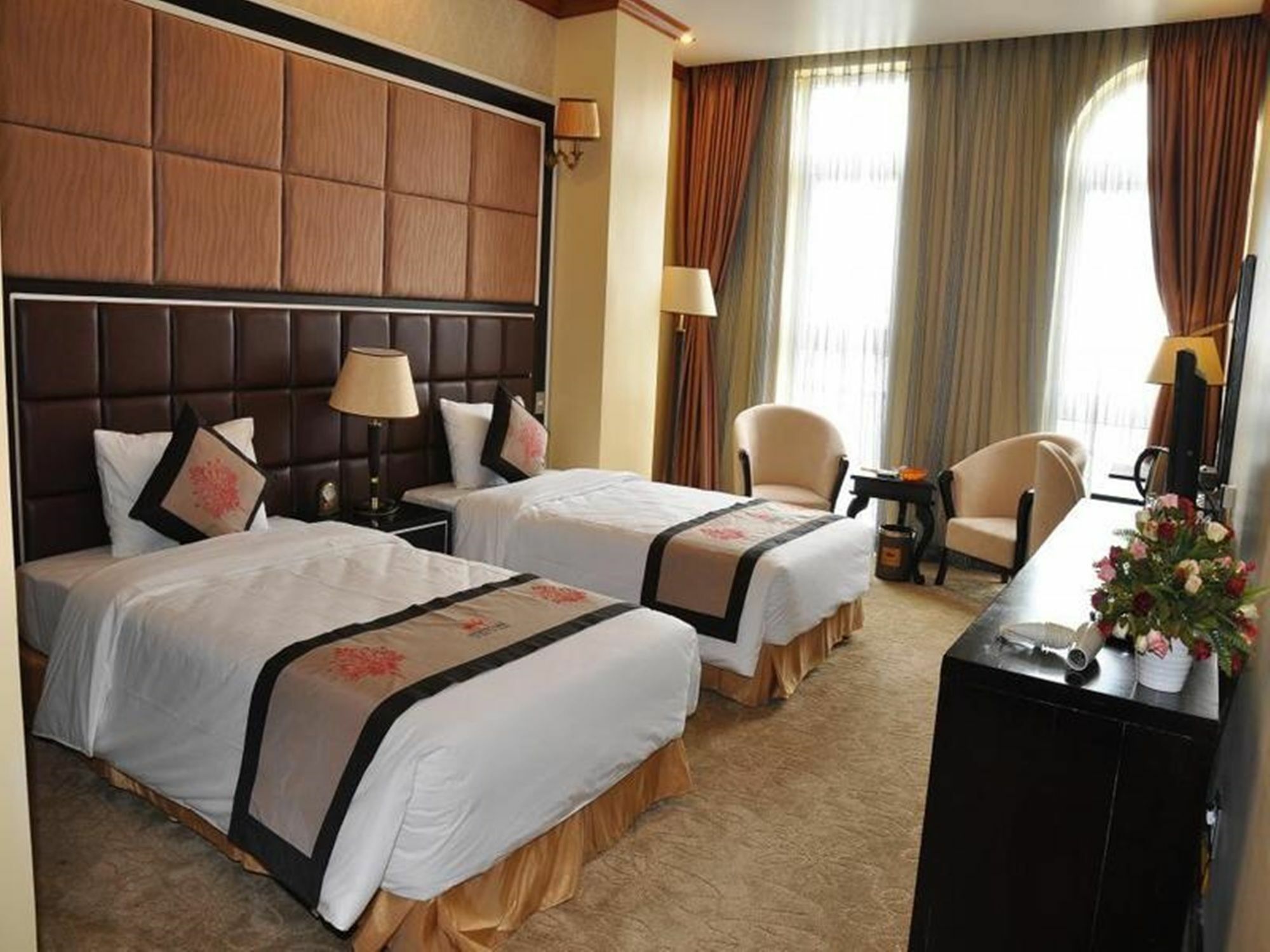 Phuong Anh Hotel 1 Hai Duong Екстериор снимка